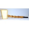 Ancienne pipe en bois blanc et tuyau bambou