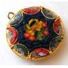Beau pendentif en micro mosa�que sur metal dore