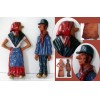 Couple de Normands?, Sculpture, vintage. Ornement mural c�ramique �maill�es.