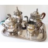 Exceptionnel et rare service a th�, caf�, en bronze argent�